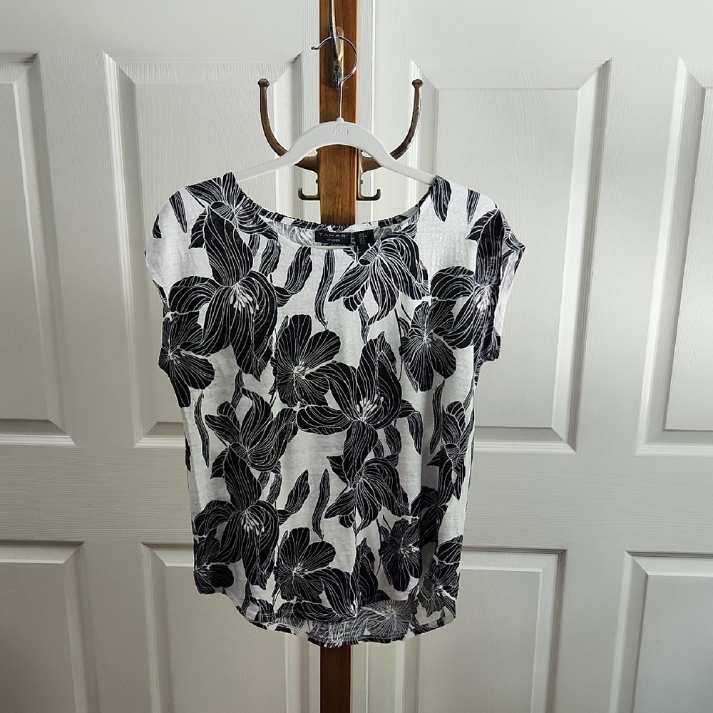 Tahari Black and White Linen Floral Top